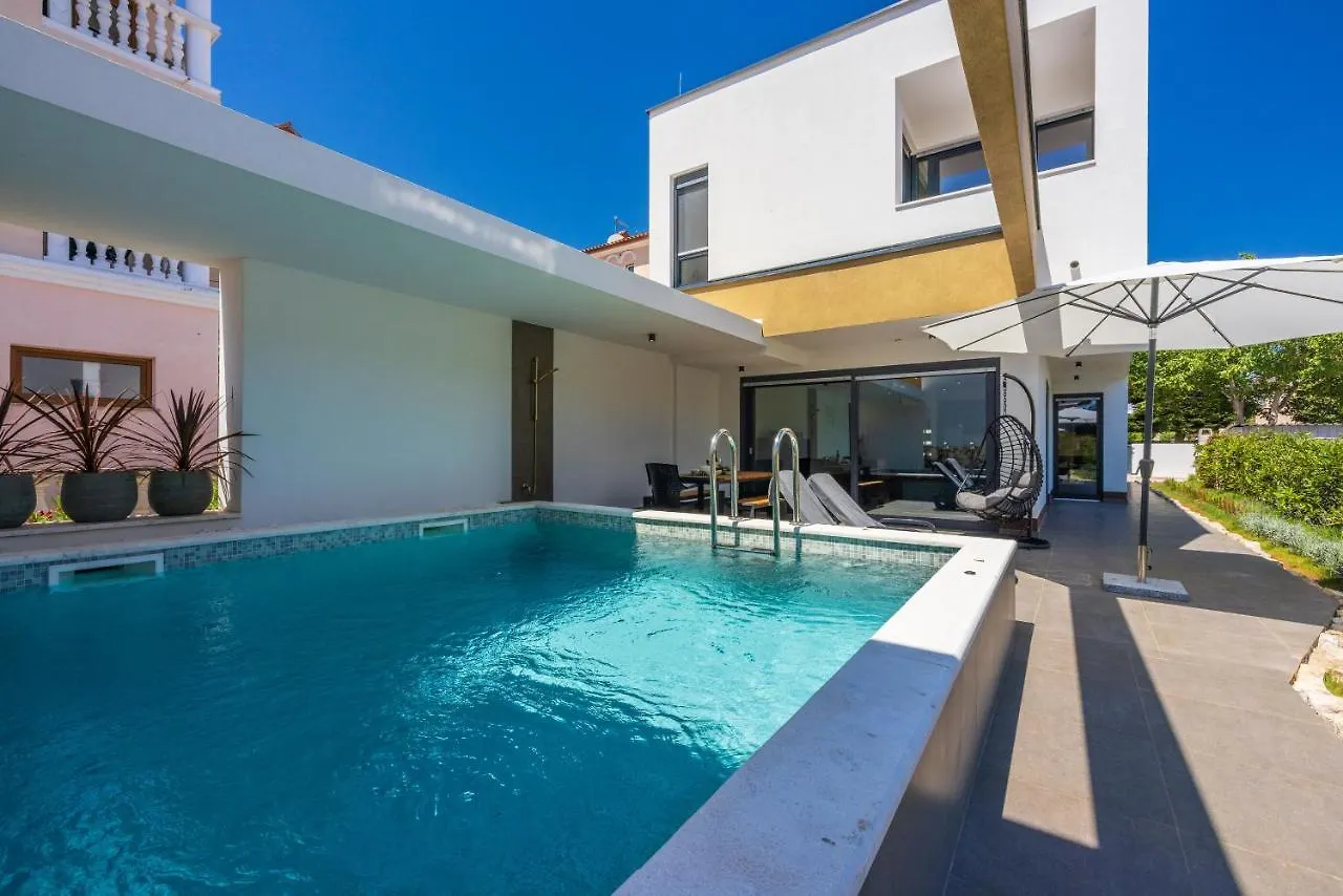 House Neptunia Villa Medulin Holiday home