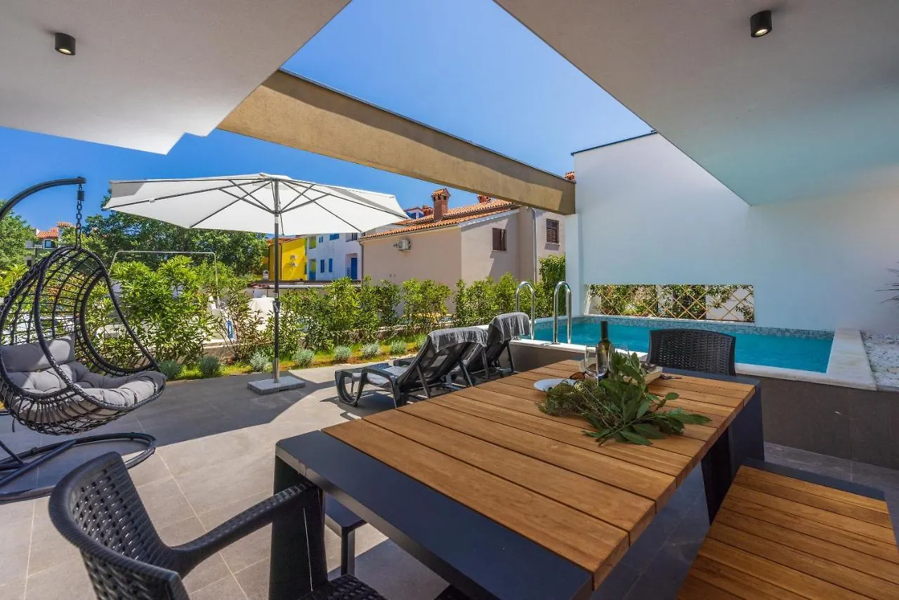 House Neptunia Villa Medulin Holiday home
